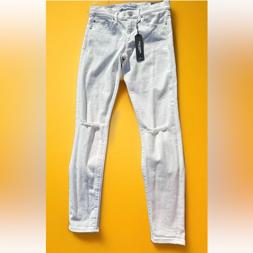 Express MIA white jean leggings